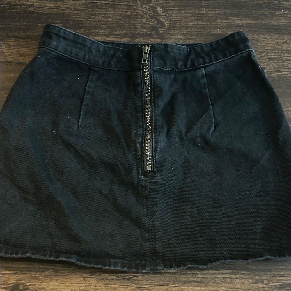 Lioness Black Mini Skirt - Picture 2 of 2